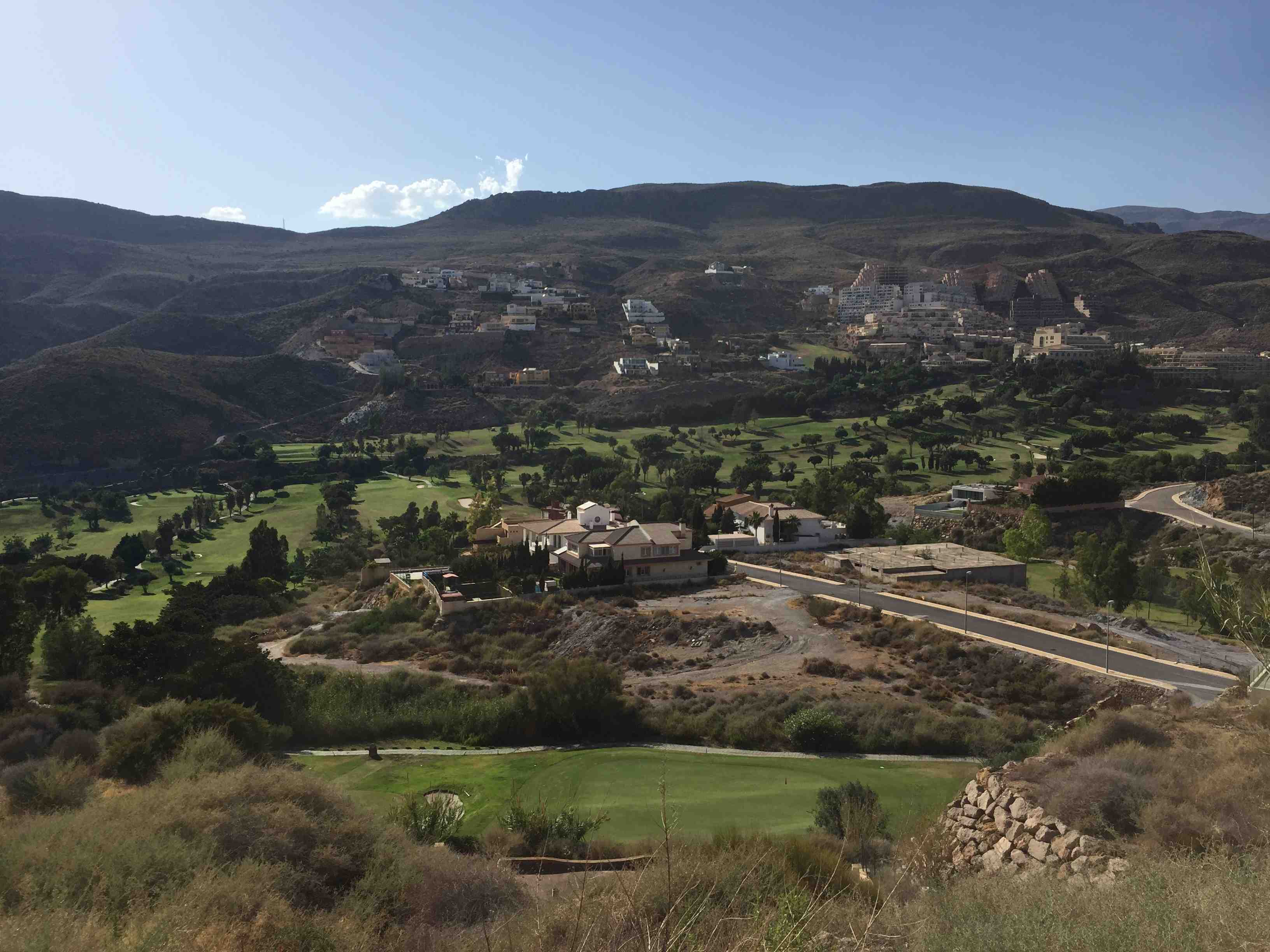 TERRACED HOUSE IN THE "ENVIA GOLF" | Find me a place in Spain